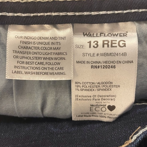 Wallflower Bootcut Legendary InstaStretch Classic Fit Jeans Dark Wash Size 13 - Picture 5 of 16